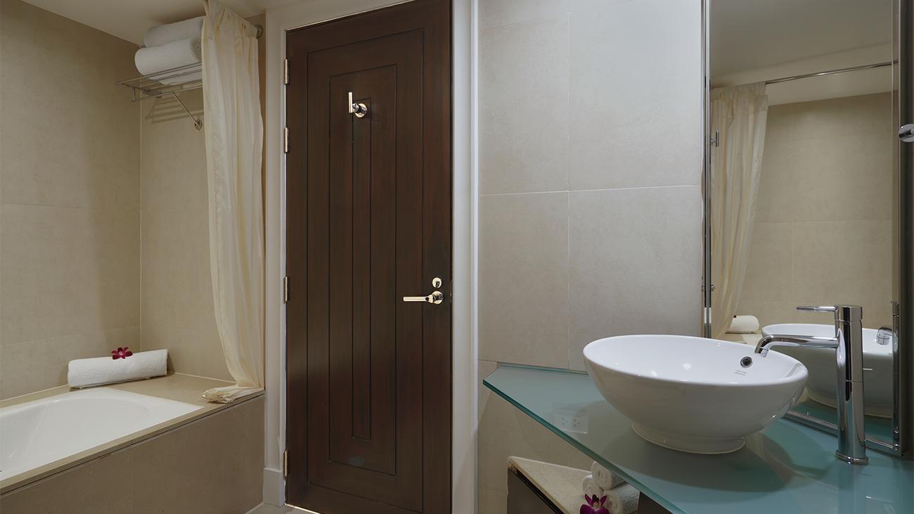 Guest Bathroom